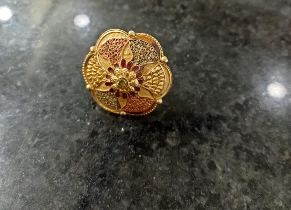 “Trendy designer ring (अंगूठी) with unique pattern 💍 | Available at best price in Shahjahanpur”
