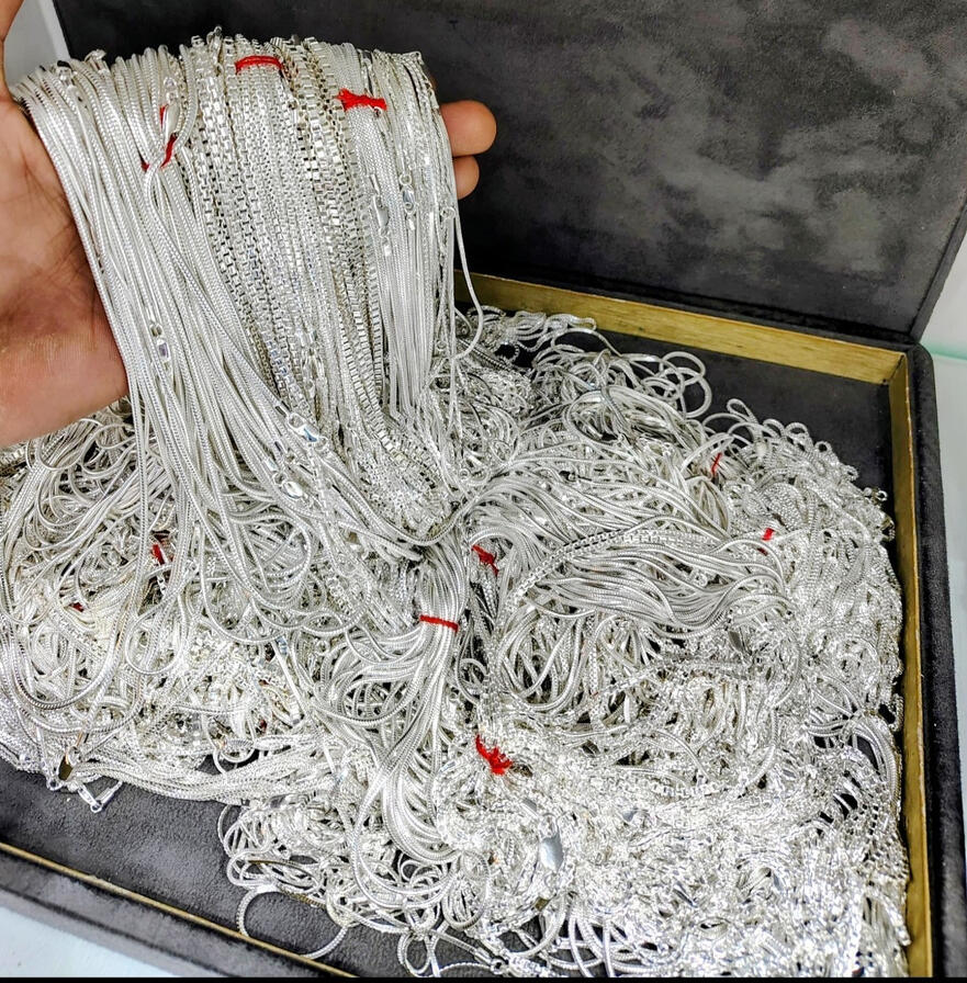 “Wide range of silver chains (चांदी की चेन) in latest designs ✨ Perfect for daily wear &amp; gifting | Best price in Shahjahanpur”